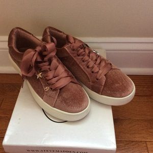 Steve Madden Girls Sneakers